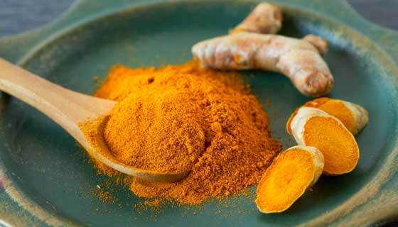 Harnessing the Golden Spice: A Guide to Staying Fit with Turmeric